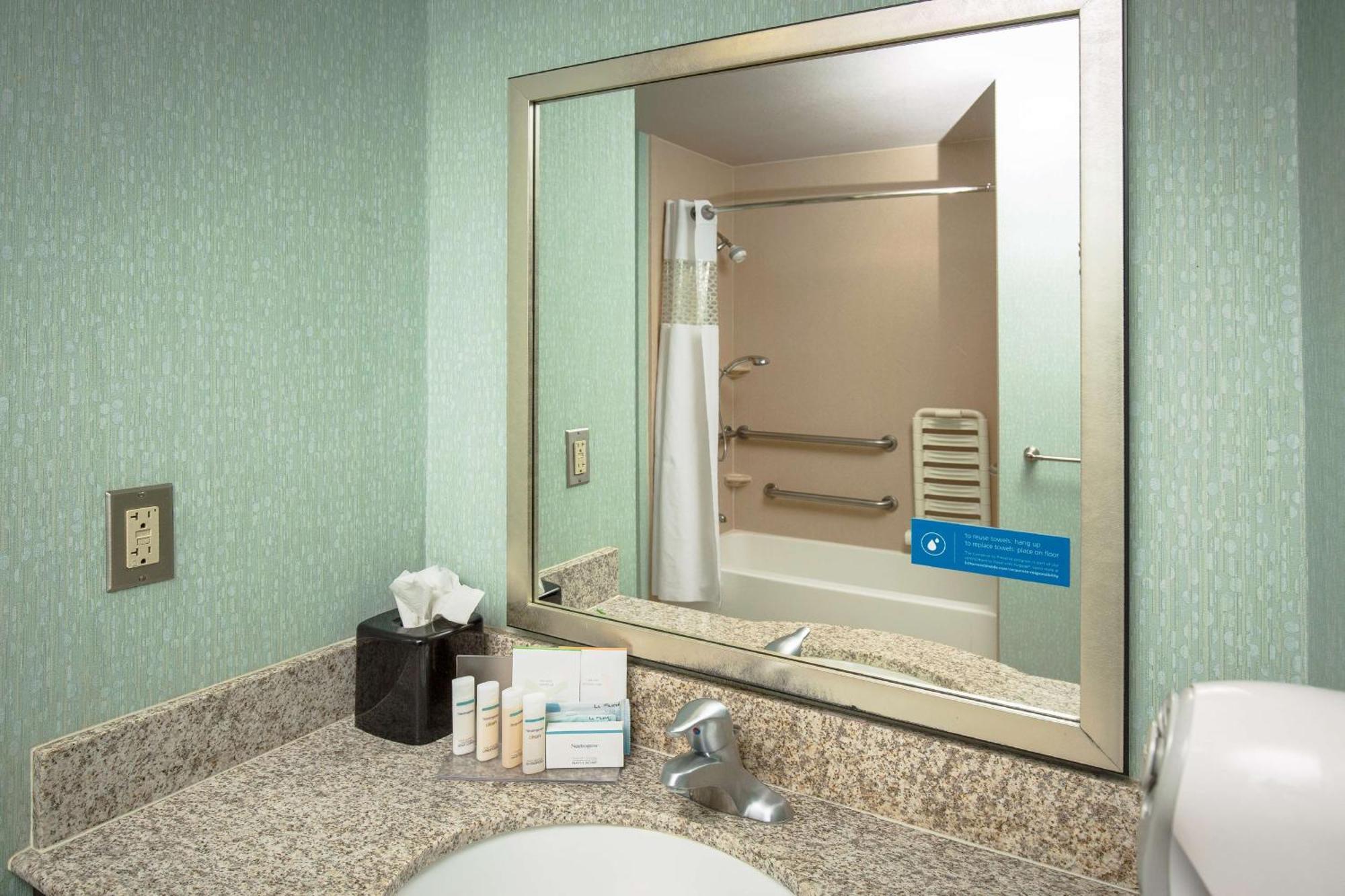Hampton Inn & Suites Suisun City Waterfront Экстерьер фото