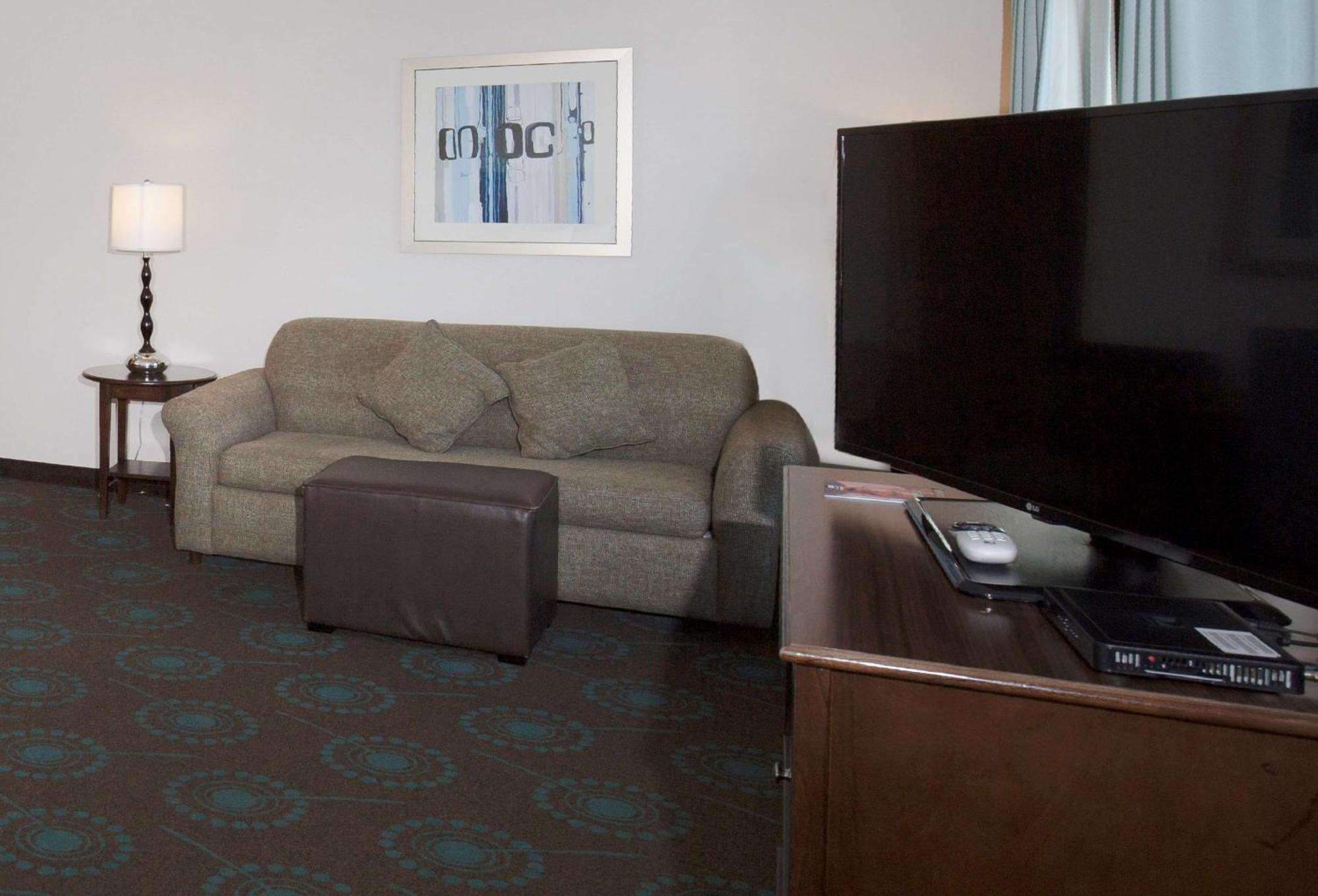 Hampton Inn & Suites Suisun City Waterfront Экстерьер фото