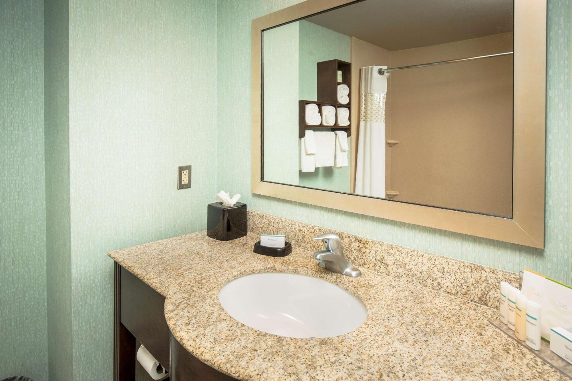 Hampton Inn & Suites Suisun City Waterfront Экстерьер фото