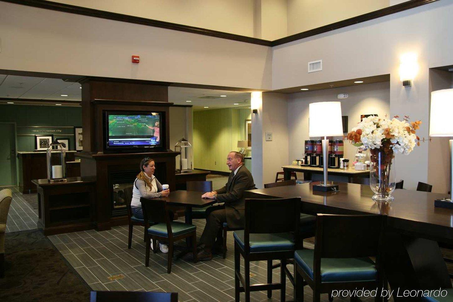 Hampton Inn & Suites Suisun City Waterfront Ресторан фото