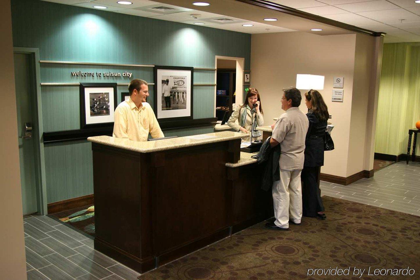 Hampton Inn & Suites Suisun City Waterfront Интерьер фото