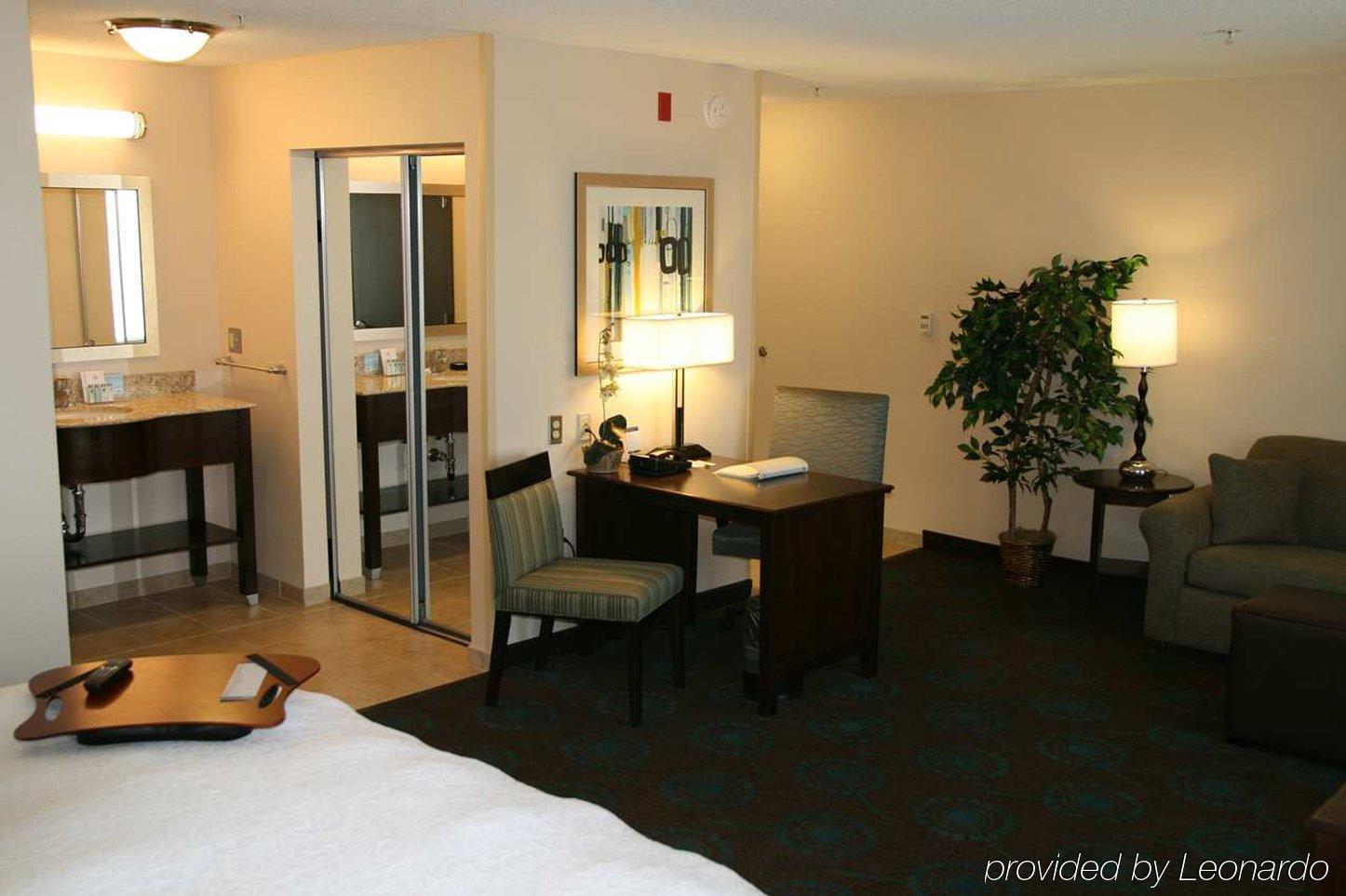 Hampton Inn & Suites Suisun City Waterfront Номер фото